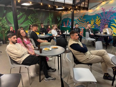 Kliknij, aby powiększyć zdjęcie.